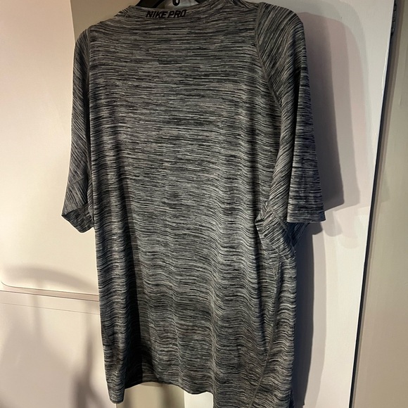 NIKE MENS SET OF 3 ATHLETIC SHIRTS SIZE XXL - Picture 4 of 10